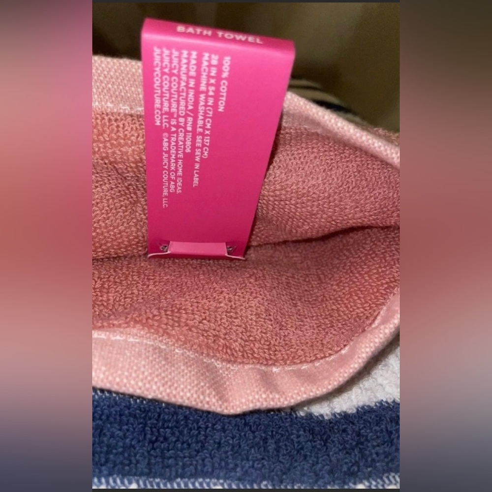 🎉HP🎉New! Juicy Couture Pink/Navy Striped Logo Bath Towel 3 Piece Set🤍🎀 - Picture 8 of 10